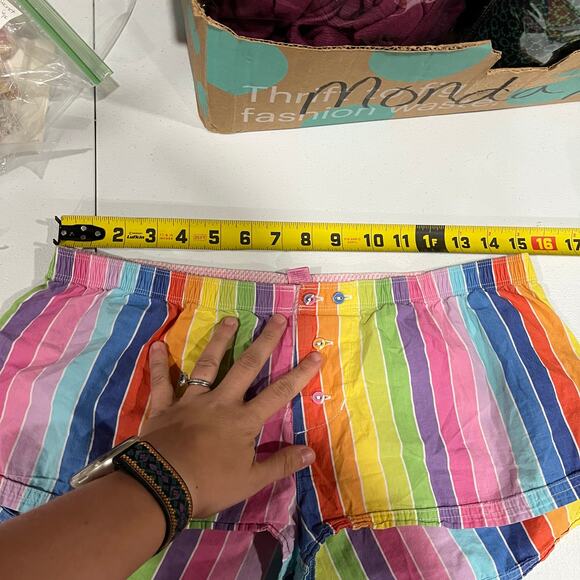 Vintage Y2K Victoria Secret PINK Rainbow Stripe Booty Logo Boxer Shorts Medium - Picture 6 of 7